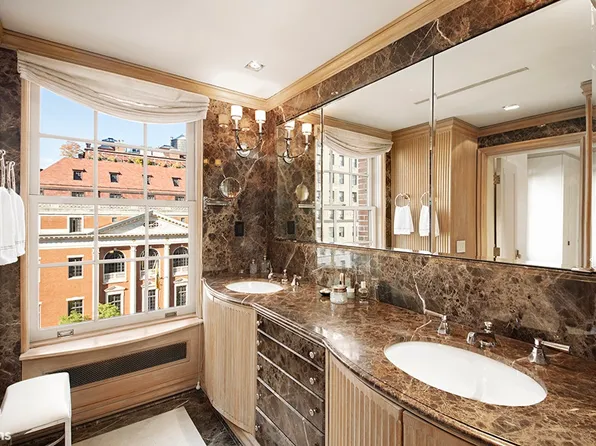 563 Park Avenue image 8 of 12