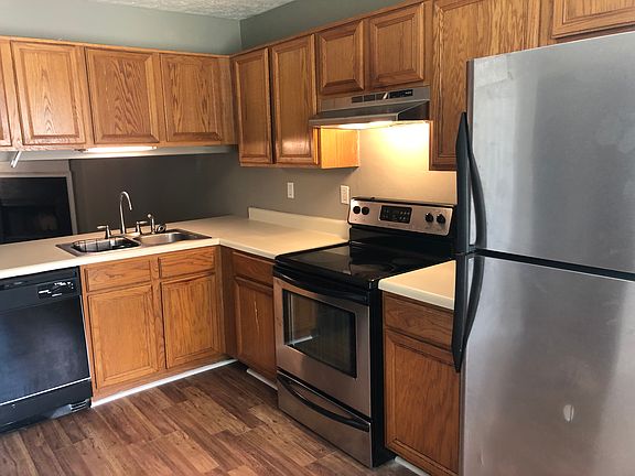 5th image of 1892 Lakestone Way #1892