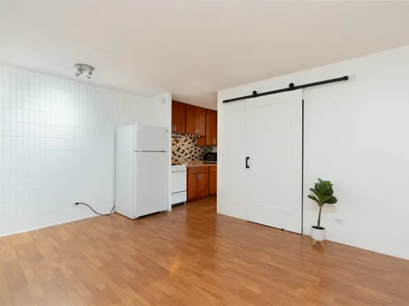 1911 Kalakaua Ave APT 506, Honolulu, HI 96815