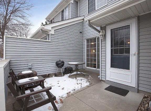 3rd image of 630 85th Lane NW