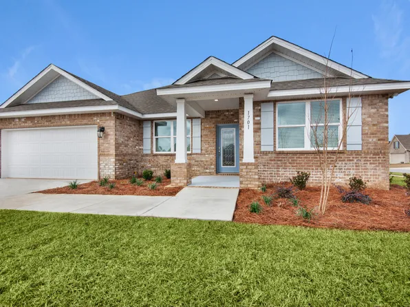 107 Magnolia Landing Dr, Freeport, FL 32439