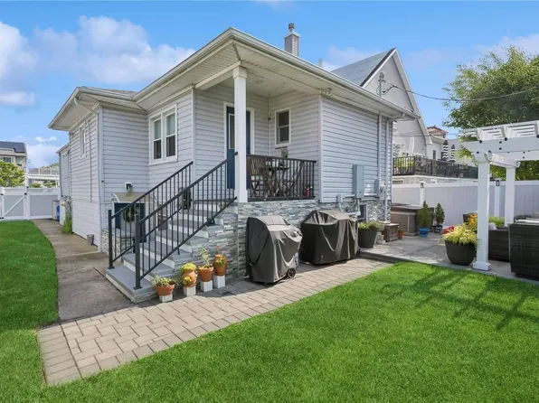 210 E Olive Street, Long Beach, NY 11561