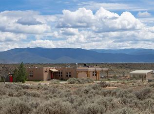 14 Este Mirada Rd, El Prado, NM 87529