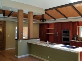 488 Riverside Dr NE, Bandon, OR 97411