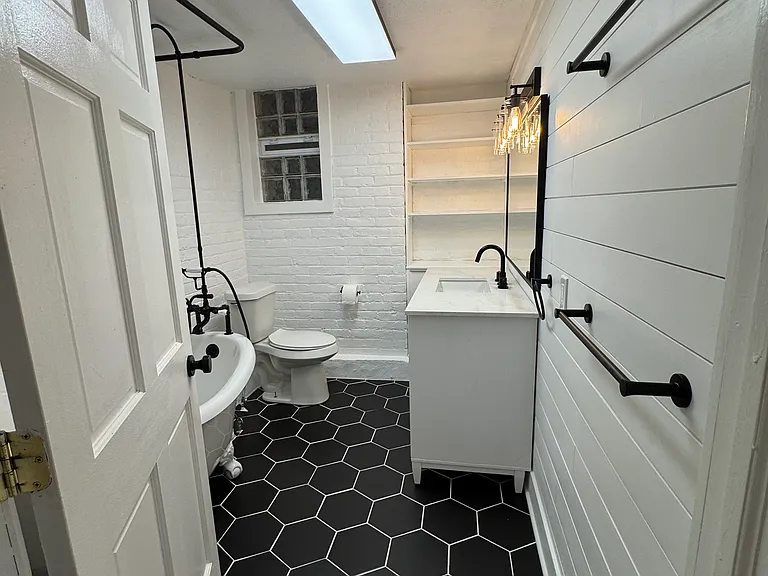 11433 Ashbury Ave #1 — Photo 26
