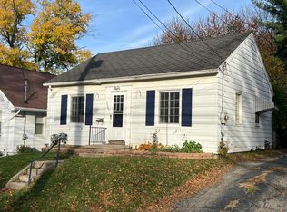 2209 Lyons Ave, Lansing, MI 48910