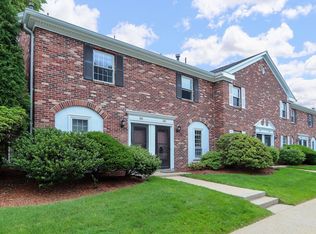 1002 Windsor Dr UNIT 1002, Framingham, MA 01701