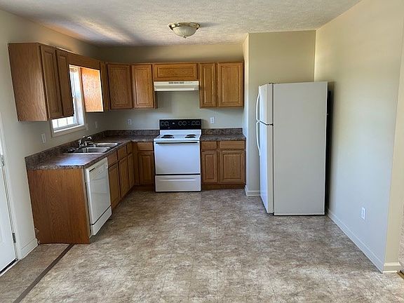 3rd image of 313 Pappy Dr