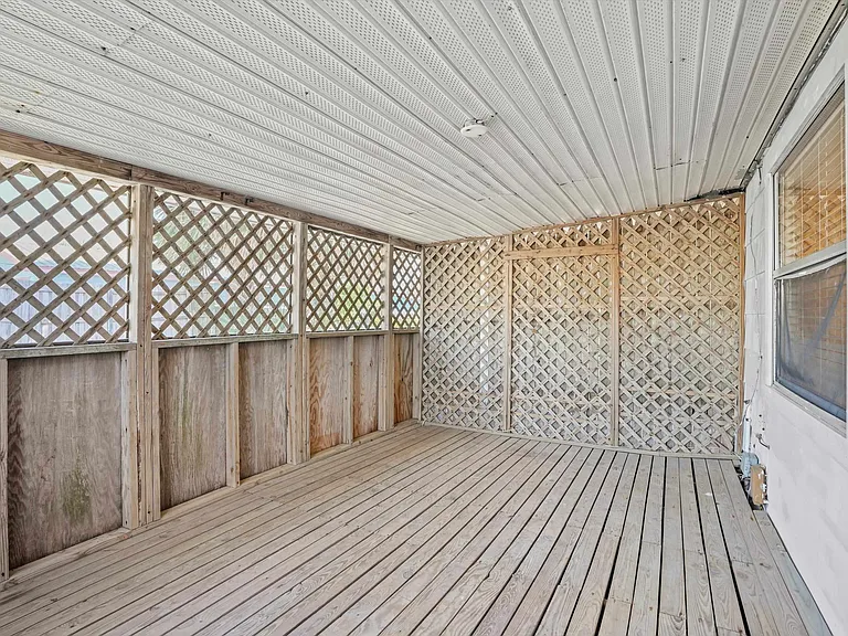 145 Gassett Rd #A — Photo 8