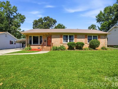 708 Aintree Rd, Charlotte, NC, 28215