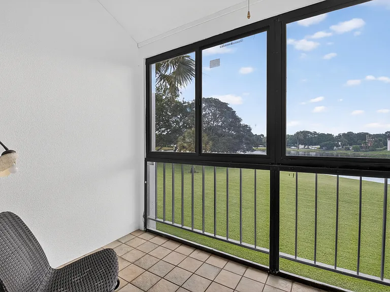 3604 Bridgewood Dr — Photo 16