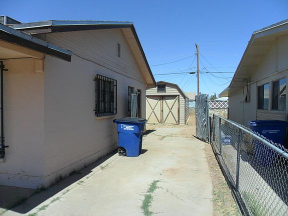 4th image of 9016 Mount Rushmore Ln
