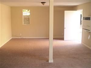4th image of 1060 Acacia Ave