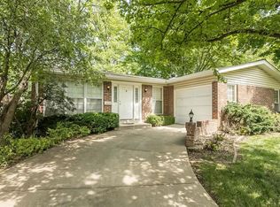 2323 Rosegarden Dr, Saint Louis, MO 63125