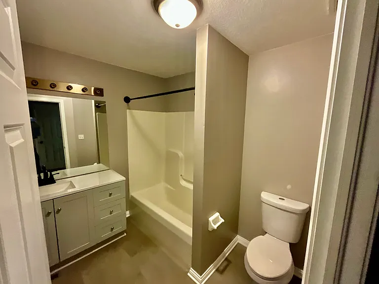 606 Chadwood Dr — Photo 31