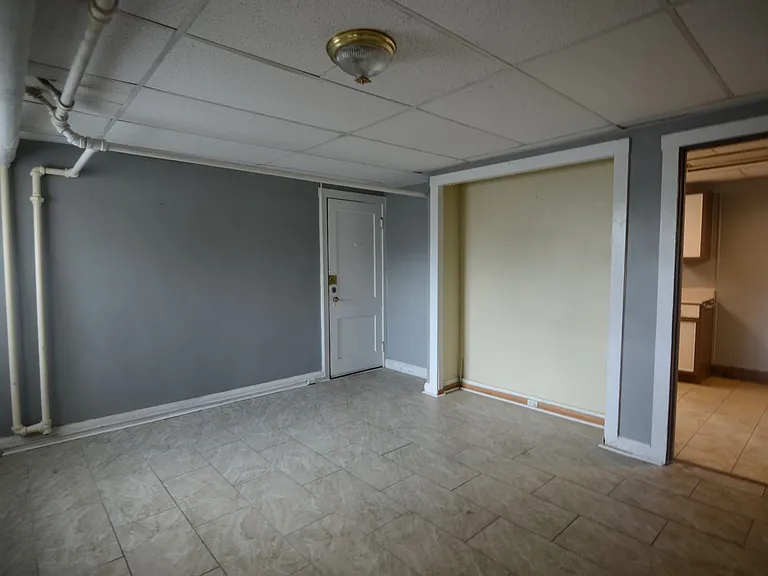 2532 Highland Ave — Photo 3