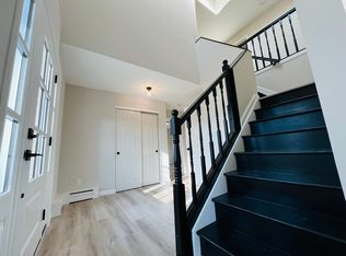 29 Columbo Dr FLOOR 1, Deer Park, NY 11729