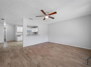 212 Charljon Ct #212, Brandon, FL 33510