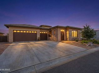 2443 E Copper Valley Way, Green Valley, AZ 85614