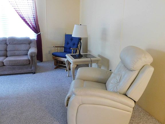 3rd image of 9540 Cypress Lakes Dr