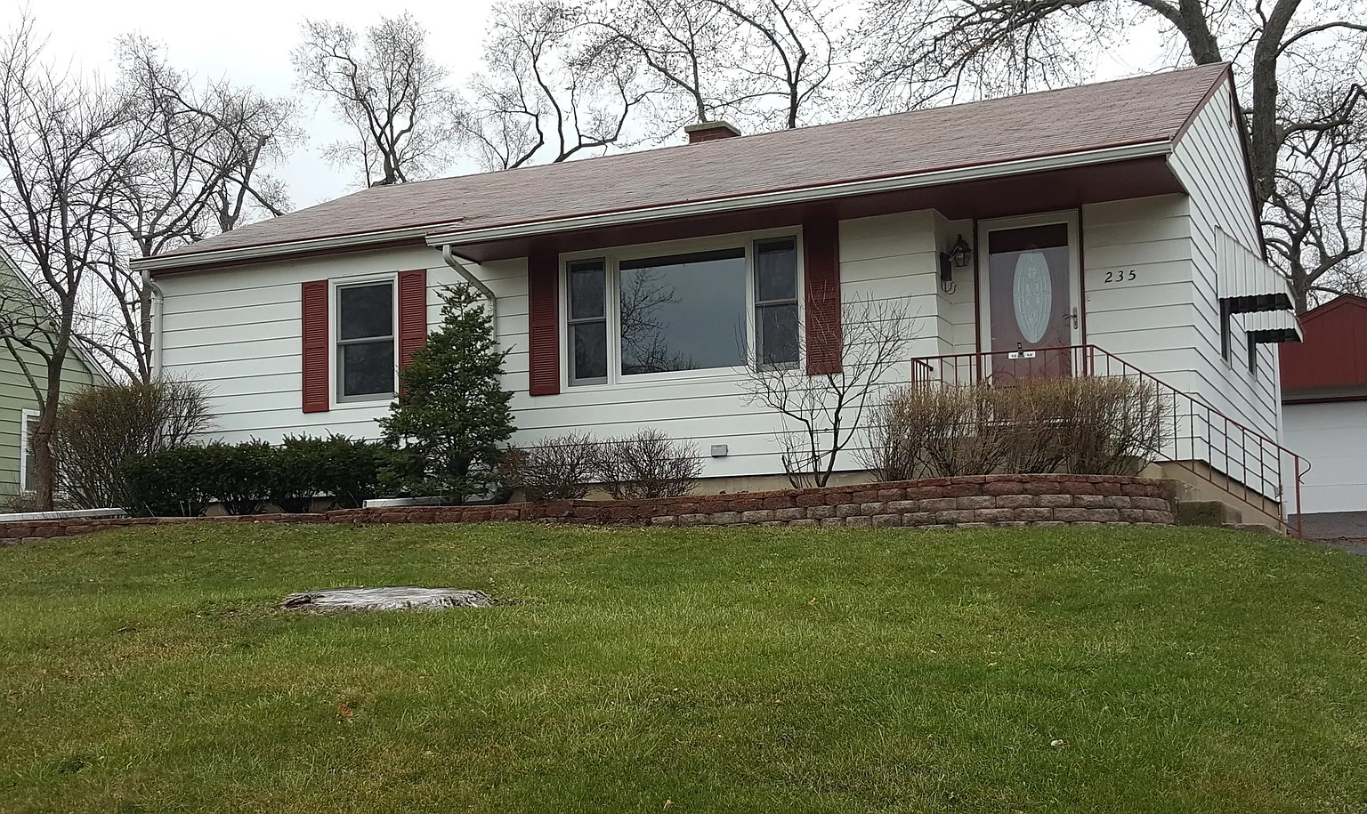 235 Sheldon Ave photo 1