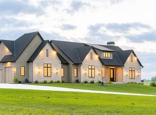 18904 Bella Terra Rd, Pleasant Hill, MO 64080