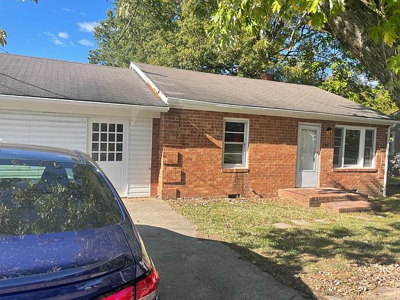 4th image of 3507 Calumet Pl