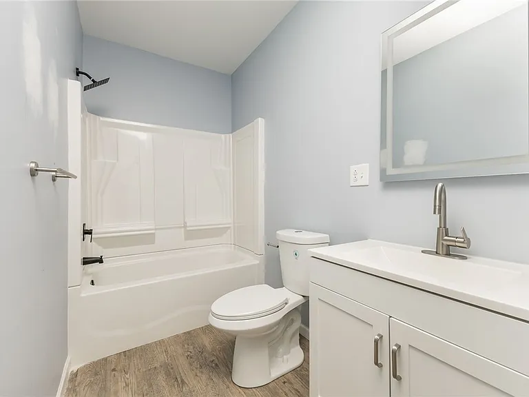 27 W Main St #1 — Photo 10