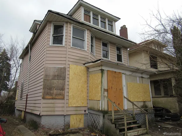 41 Richton St, Highland Park, MI 48203