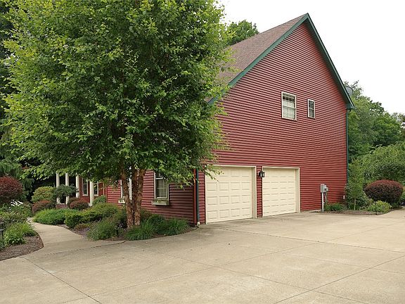 3rd image of 8070 Toski Dr