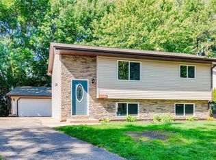 10500 Unity St NW, Coon Rapids, MN 55433