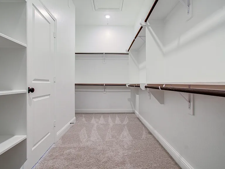 21722 Prickly Caterpillar Ct — Photo 29
