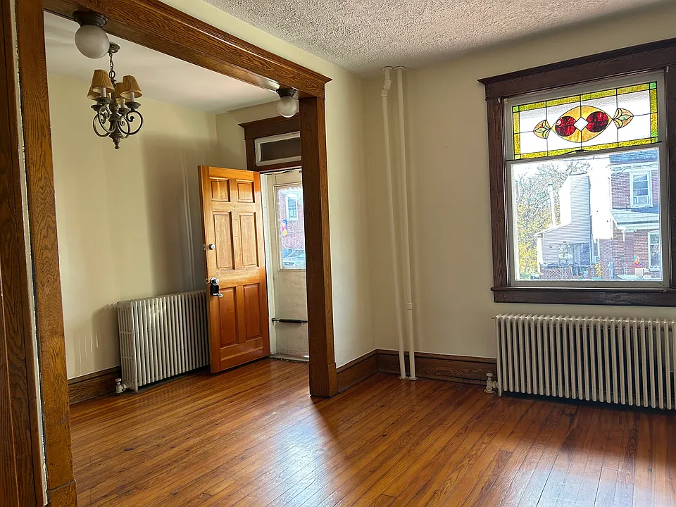 33 Weber St