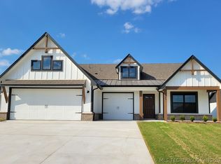 7305 E 89th Pl, Owasso, OK 74055