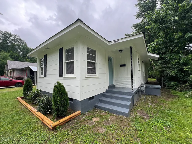 3101 Douglass Ave — Photo 3