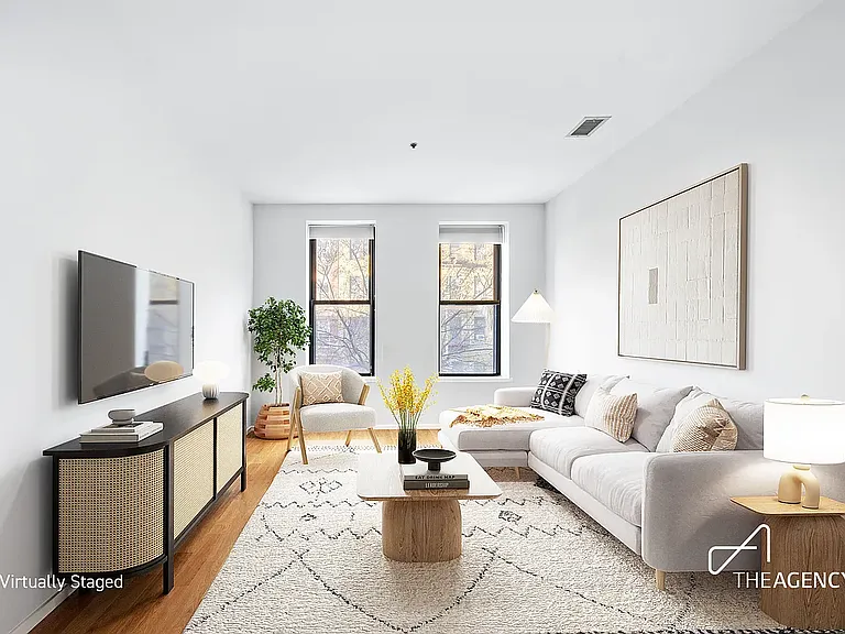 118 Greenpoint Ave #2D — Photo 1
