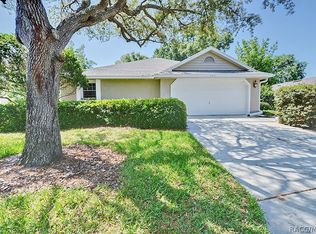6104 W Fairdale Ct, Crystal River, FL 34429