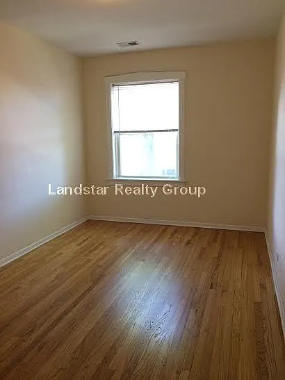 3753 W Sunnyside Ave #1 — Photo 3