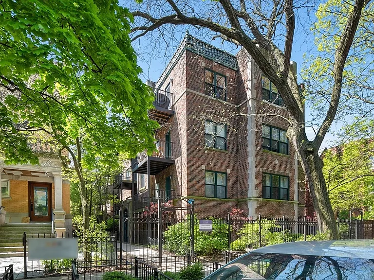 625.5 W Arlington Pl #3N — Photo 1