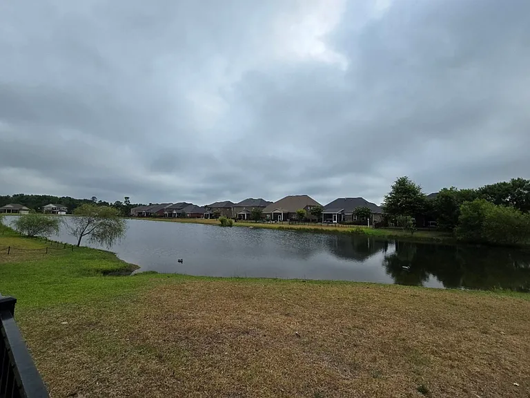 1780 Titanic Ct — Photo 38