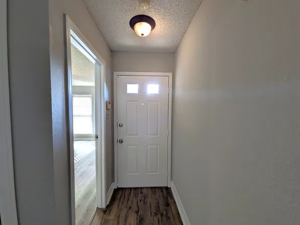 323 Teakwood Ln, Lewisville, TX 75067