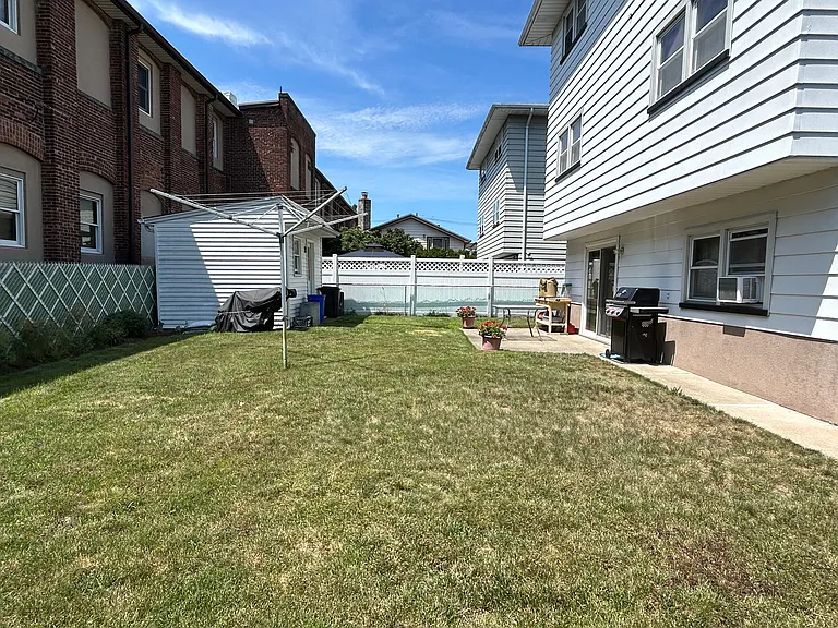 3 Wood St #2 — Photo 3
