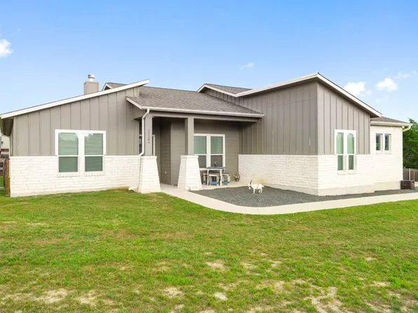 22204 Kyle Dr, Spicewood, TX 78669