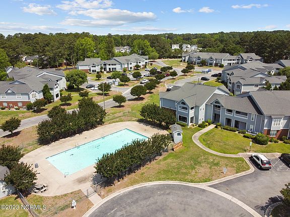 3rd image of 111 Breezewood Drive #F
