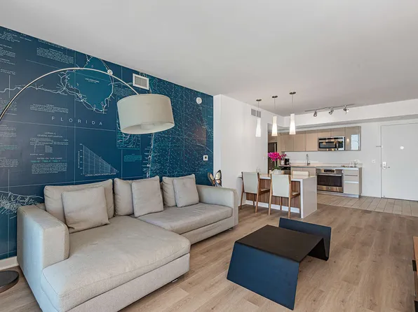 2602 E Hallandale Beach Blvd, Hallandale, FL