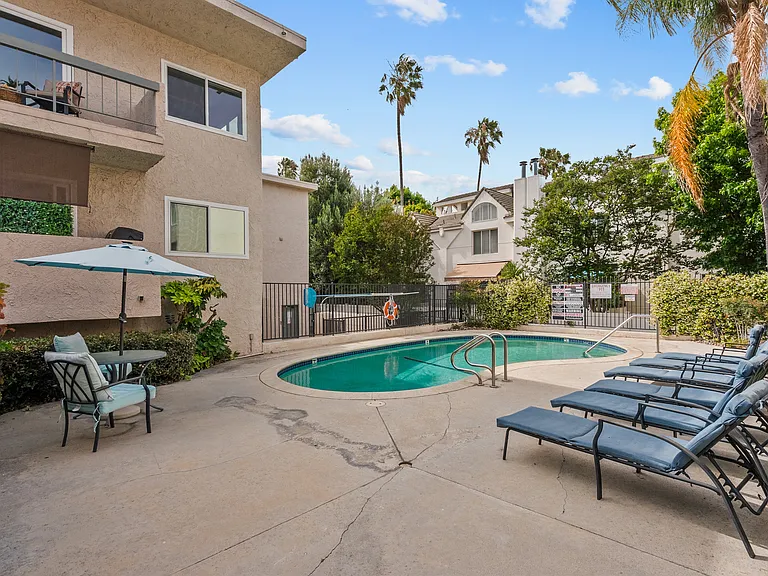 5055 Coldwater Canyon Ave #217 — Photo 33
