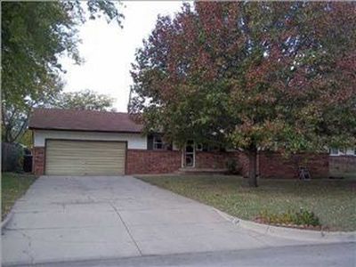 2611 N Hood Ave, Wichita, KS, 67204