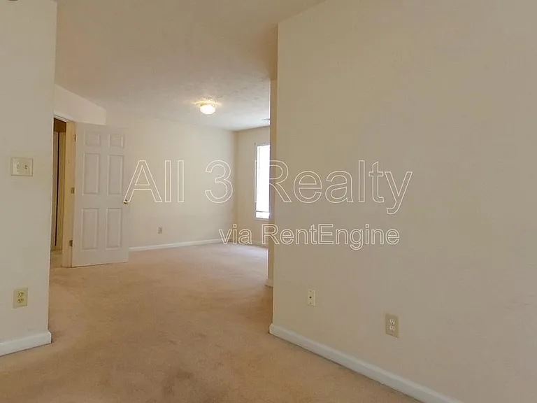 133 Harbour Lake Dr — Photo 12