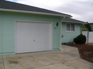 172 N Buchanan Ave, Eagle Point, OR 97524