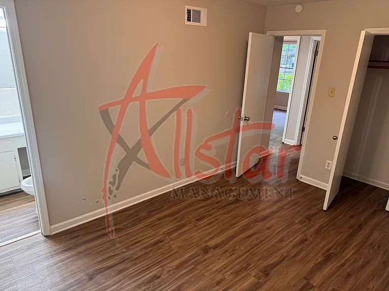 6475 Forest Glen Dr — Photo 11